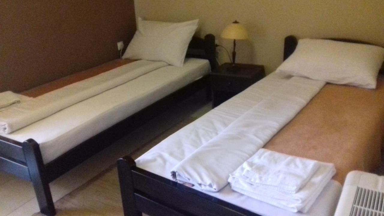 Asterix Rooms เลสโควัซ ภายนอก รูปภาพ